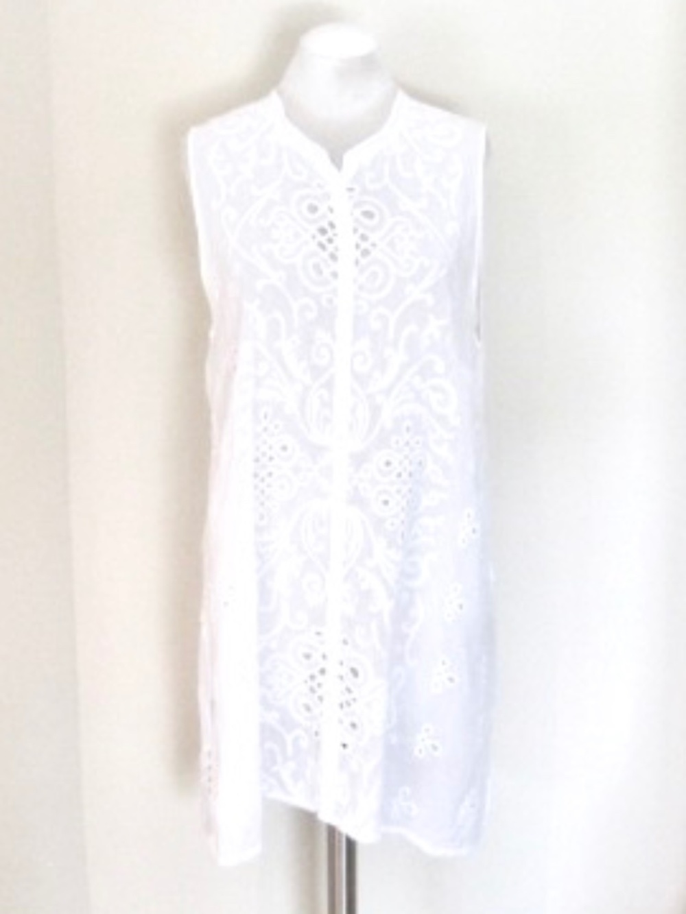 Johnny Was Embroidered Tunic Cover-Up